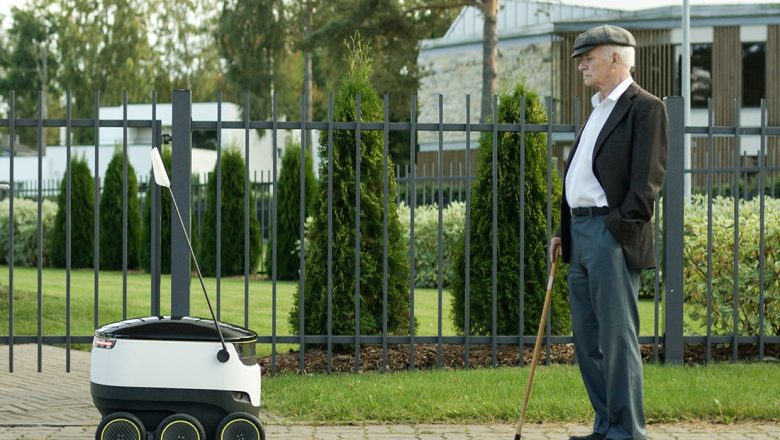  Robot Kuryeler Yasallaşıyor