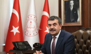 Bakan Tekin : “Belediyeler Milli Eğitime Bürokratik Zorluklar Çıkartabiliyor”